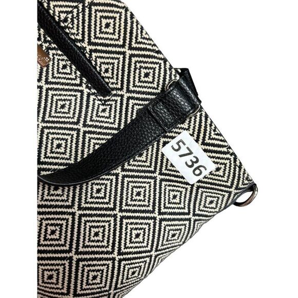 Black & White Geometric Handbag With Adjustable Strap & Inner Pockets - Picture 14 of 14